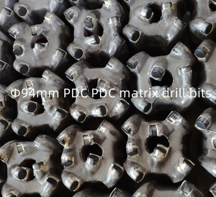 Mũi khoan PDC thân ma trận 94mm để khoan đá mài mòn cứng bị hỏng