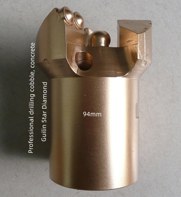 Chứng chỉ ISO9001 Mũi khoan lõm 96mm với máy cắt PDC